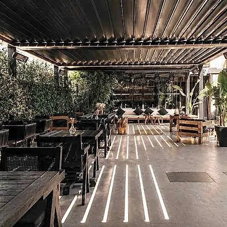 The Local House 5*